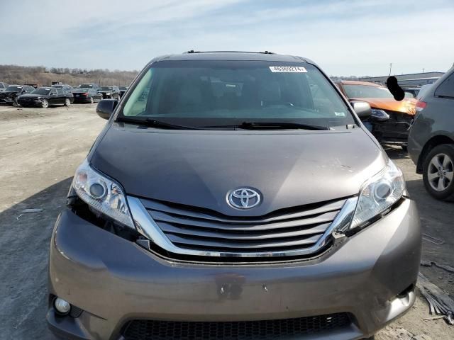 2015 Toyota Sienna XLE