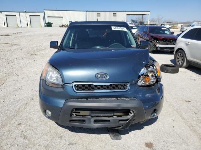 2011 KIA Soul +