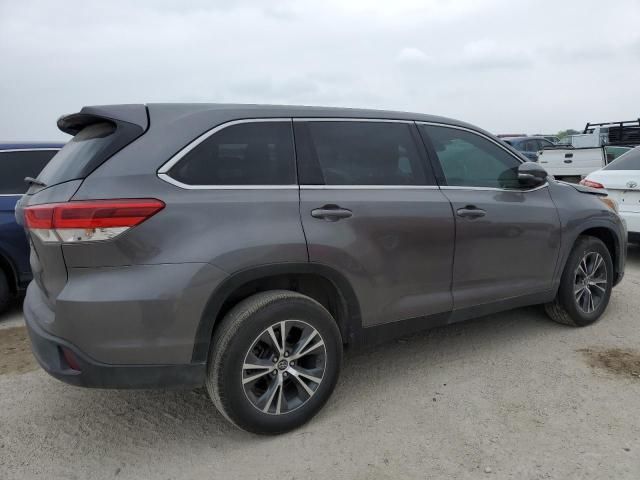 2019 Toyota Highlander LE