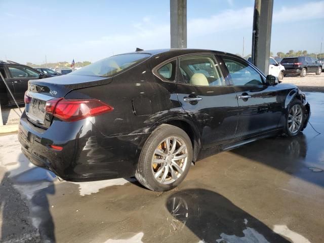 2019 Infiniti Q70 3.7 Luxe