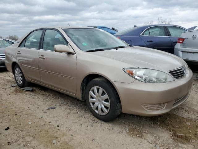 2005 Toyota Camry LE