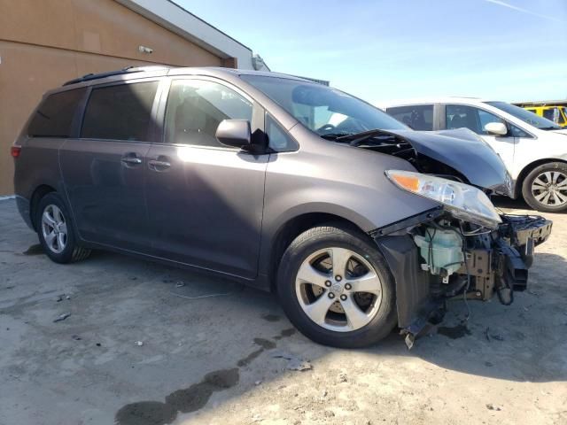 2015 Toyota Sienna XLE