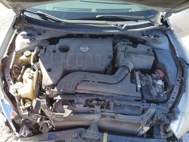 2010 Nissan Altima Base