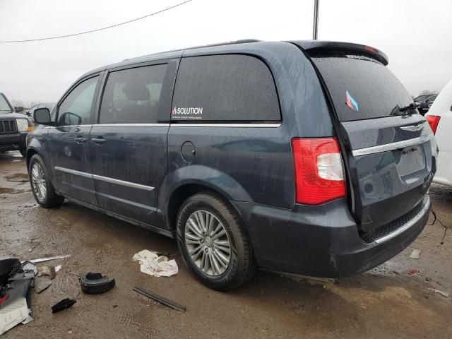 2014 Chrysler Town & Country Touring L