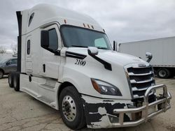 Camiones con título limpio a la venta en subasta: 2018 Freightliner Cascadia 126