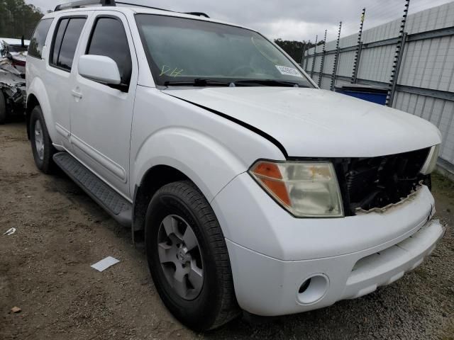 2007 Nissan Pathfinder LE