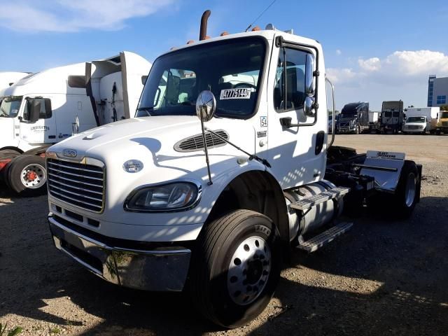 2011 Freightliner M2 106 Medium Duty