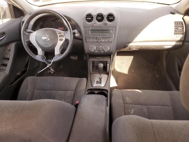 2010 Nissan Altima Base