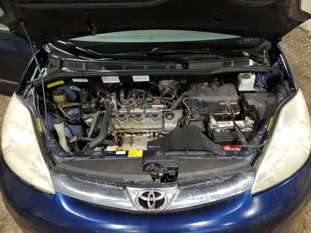 2006 Toyota Sienna XLE