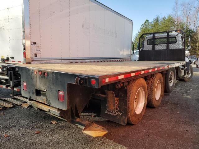 2020 Freightliner 114SD