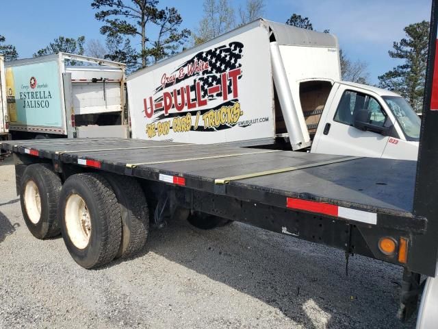 2005 Freightliner Conventional Columbia