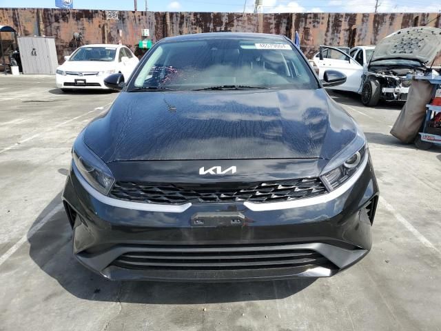 2023 KIA Forte LX