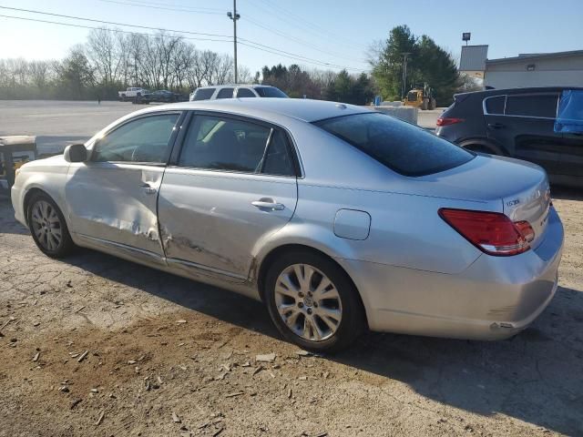 2010 Toyota Avalon XL