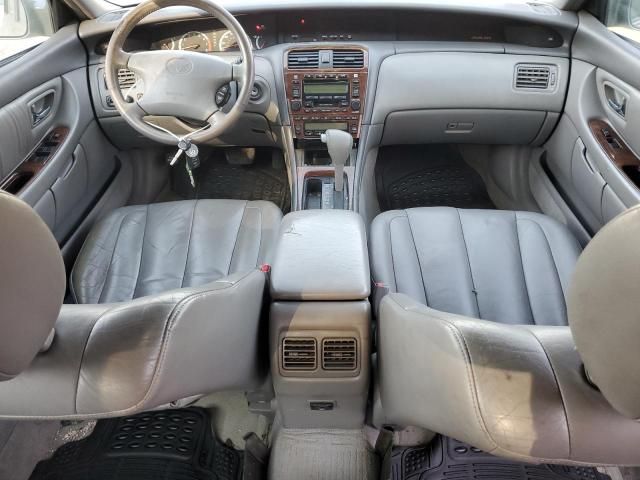 2001 Toyota Avalon XL