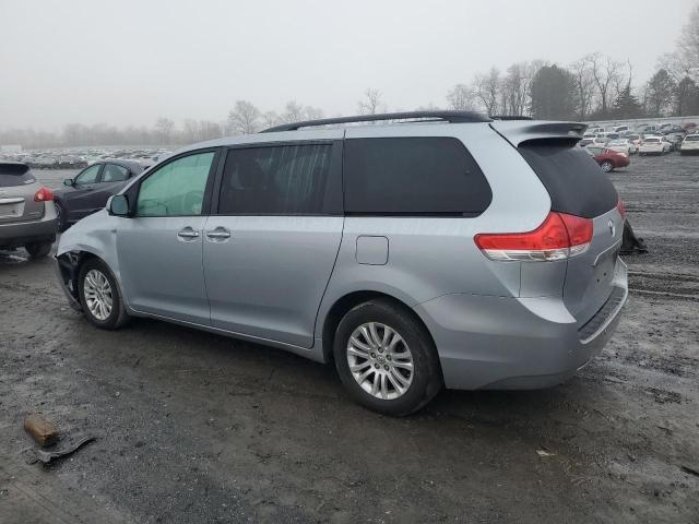 2014 Toyota Sienna XLE