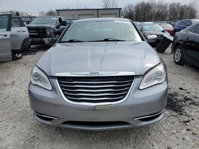 2013 Chrysler 200 Touring