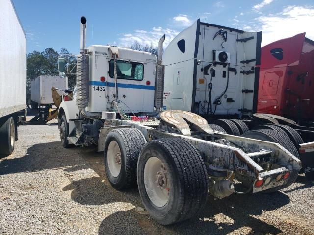 2007 Kenworth Construction T800