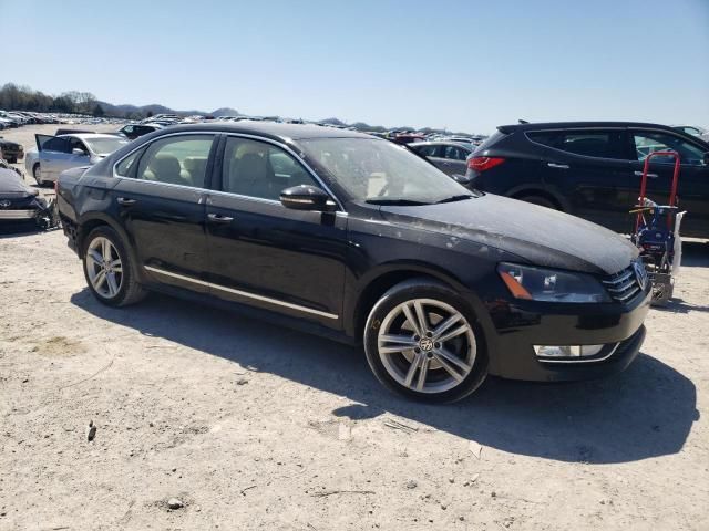 2012 Volkswagen Passat SEL