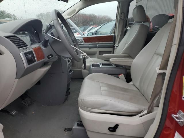 2009 Chrysler Town & Country Touring