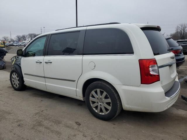 2012 Chrysler Town & Country Touring L