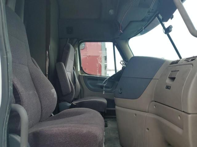 2018 Freightliner Cascadia 125