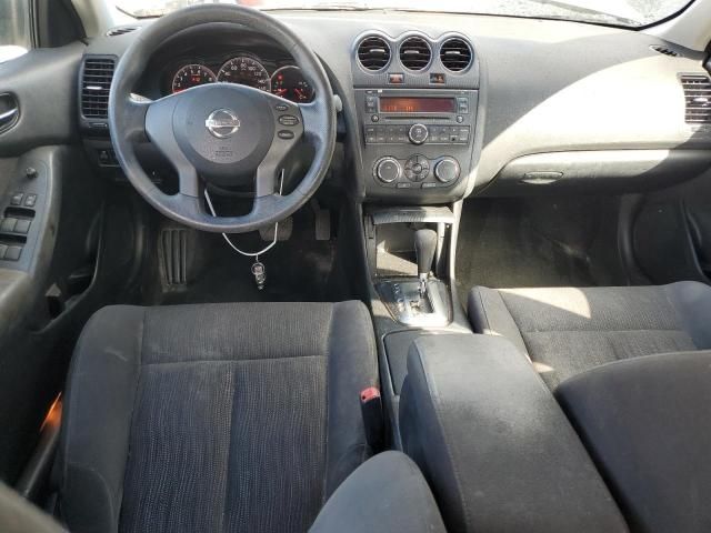 2010 Nissan Altima Base