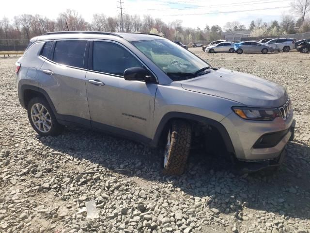 2023 Jeep Compass Latitude LUX