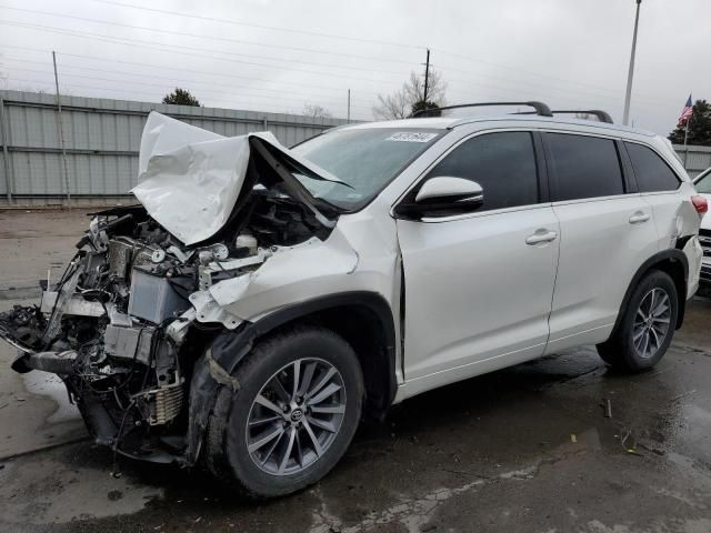 2018 Toyota Highlander SE