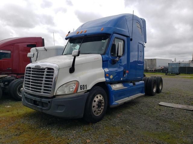 2011 Freightliner Cascadia 125