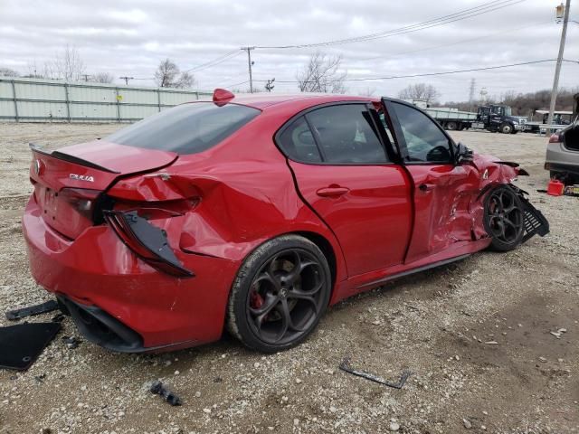 2017 Alfa Romeo Giulia Quadrifoglio