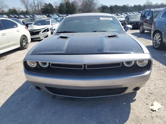 2015 Dodge Challenger SXT