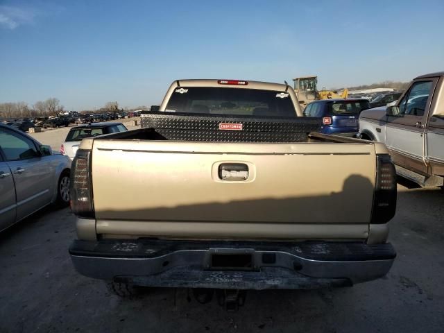 2004 GMC Sierra K2500 Crew Cab