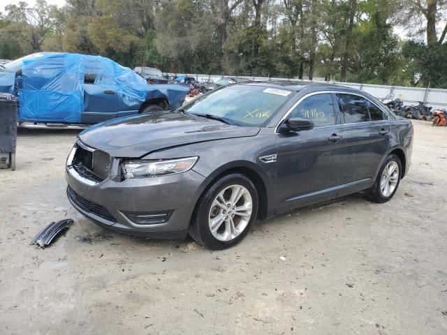 2016 Ford Taurus SEL