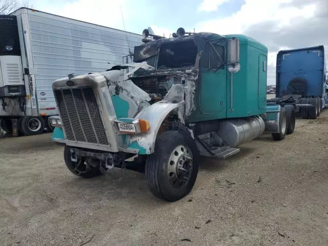 1995 Peterbilt 379