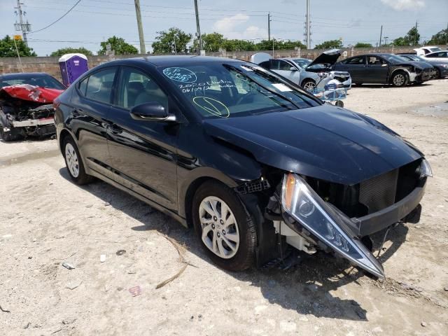 2020 Hyundai Elantra SE