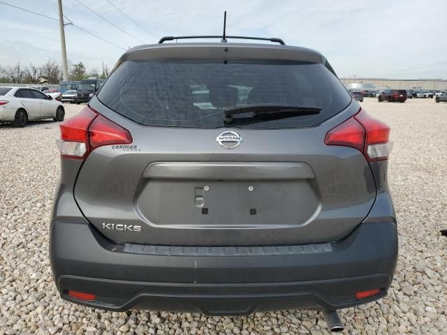 2019 Nissan Kicks S