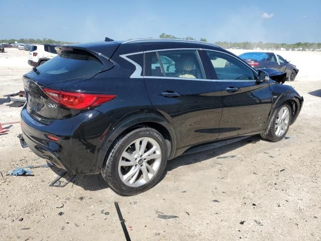 2018 Infiniti QX30 Base