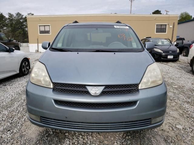 2005 Toyota Sienna XLE