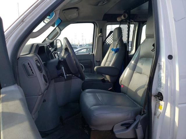 2013 Ford Econoline E350 Super Duty Van