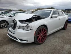 Vehiculos salvage en venta de Copart Las Vegas, NV: 2015 Chrysler 300 Limited