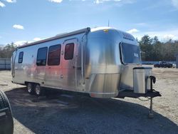 Salvage cars for sale from Copart Lyman, ME: 2005 Airstream Safari