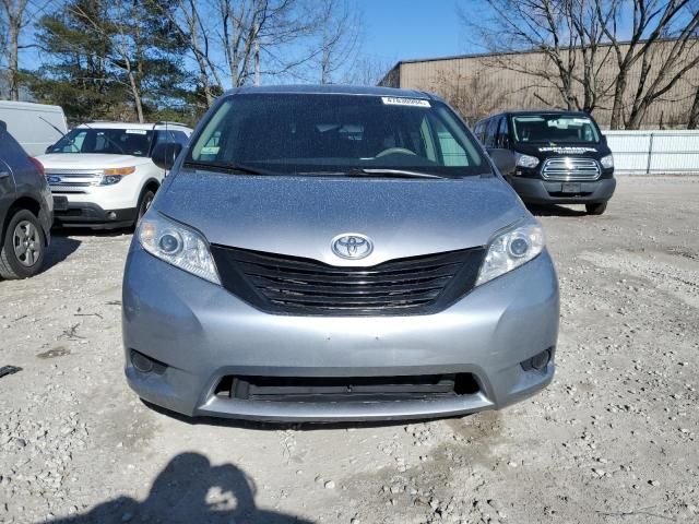 2012 Toyota Sienna