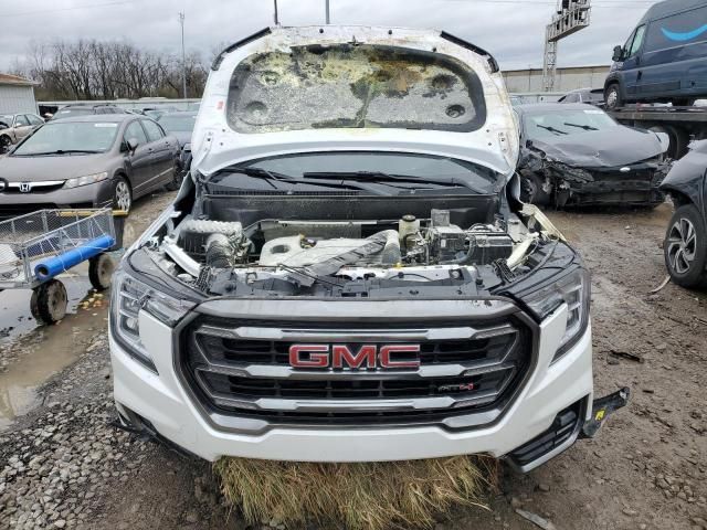 2022 GMC Terrain AT4