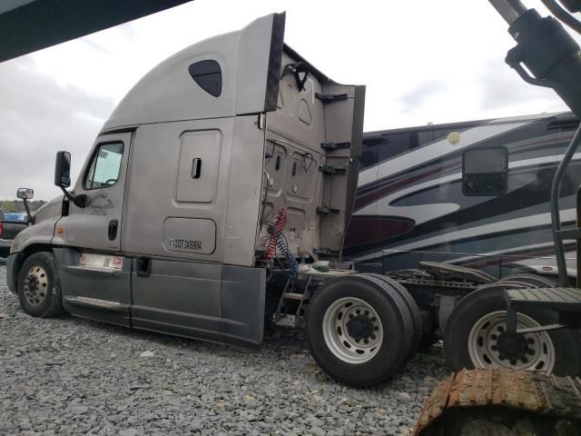 2018 Freightliner Cascadia 125