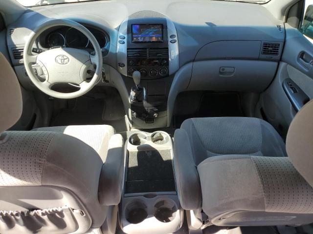 2008 Toyota Sienna CE