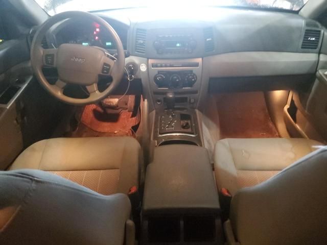 2005 Jeep Grand Cherokee Laredo