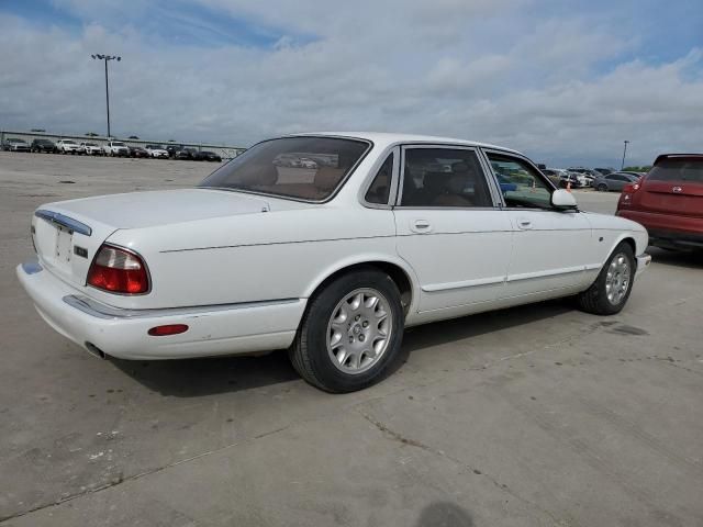 2000 Jaguar XJ8