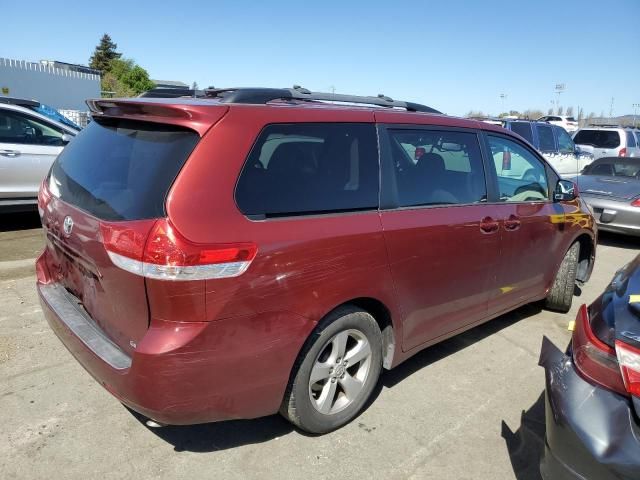 2012 Toyota Sienna LE