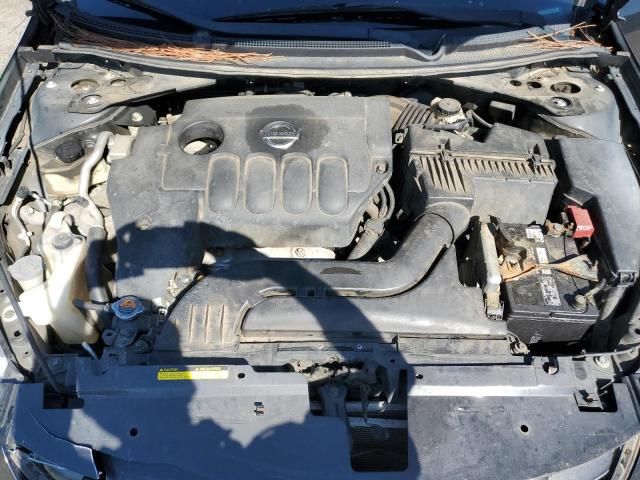 2010 Nissan Altima Base