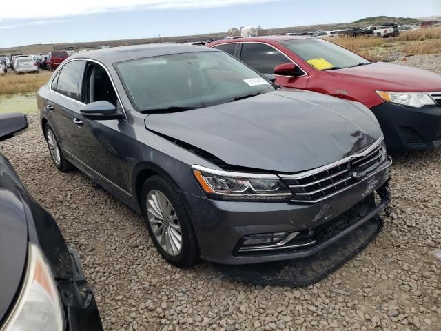 2016 Volkswagen Passat SE